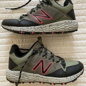 New Balance trail sneakers